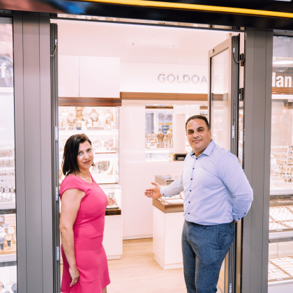 gold-verkaufen-berlin-im-goez-schmuckgeschaeft-min